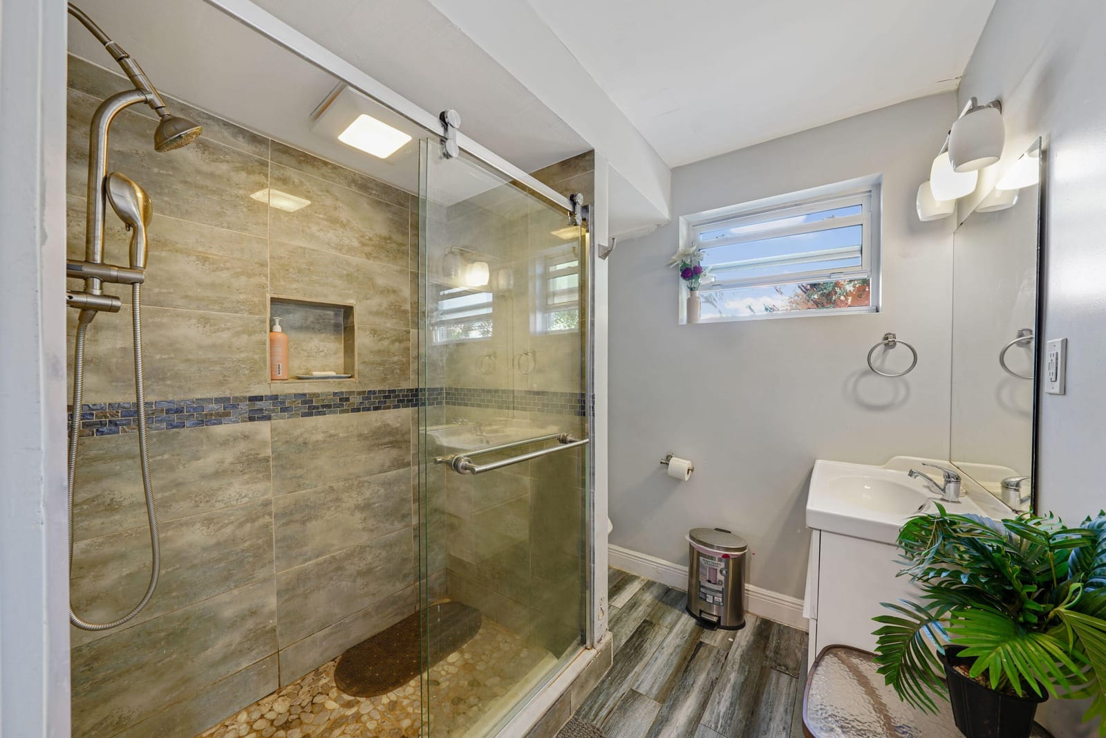 220 NW 42ND Street, Oakland Park, FL 33309 photo 13