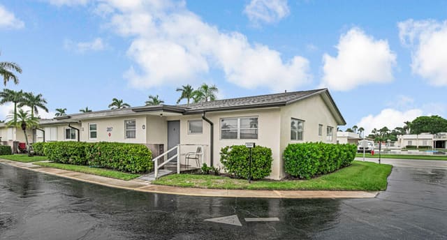 2857 W Ashley Drive W A, West Palm Beach, FL 33415