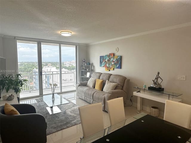 2665 SW 37th Avenue 1004, Miami, FL 33133