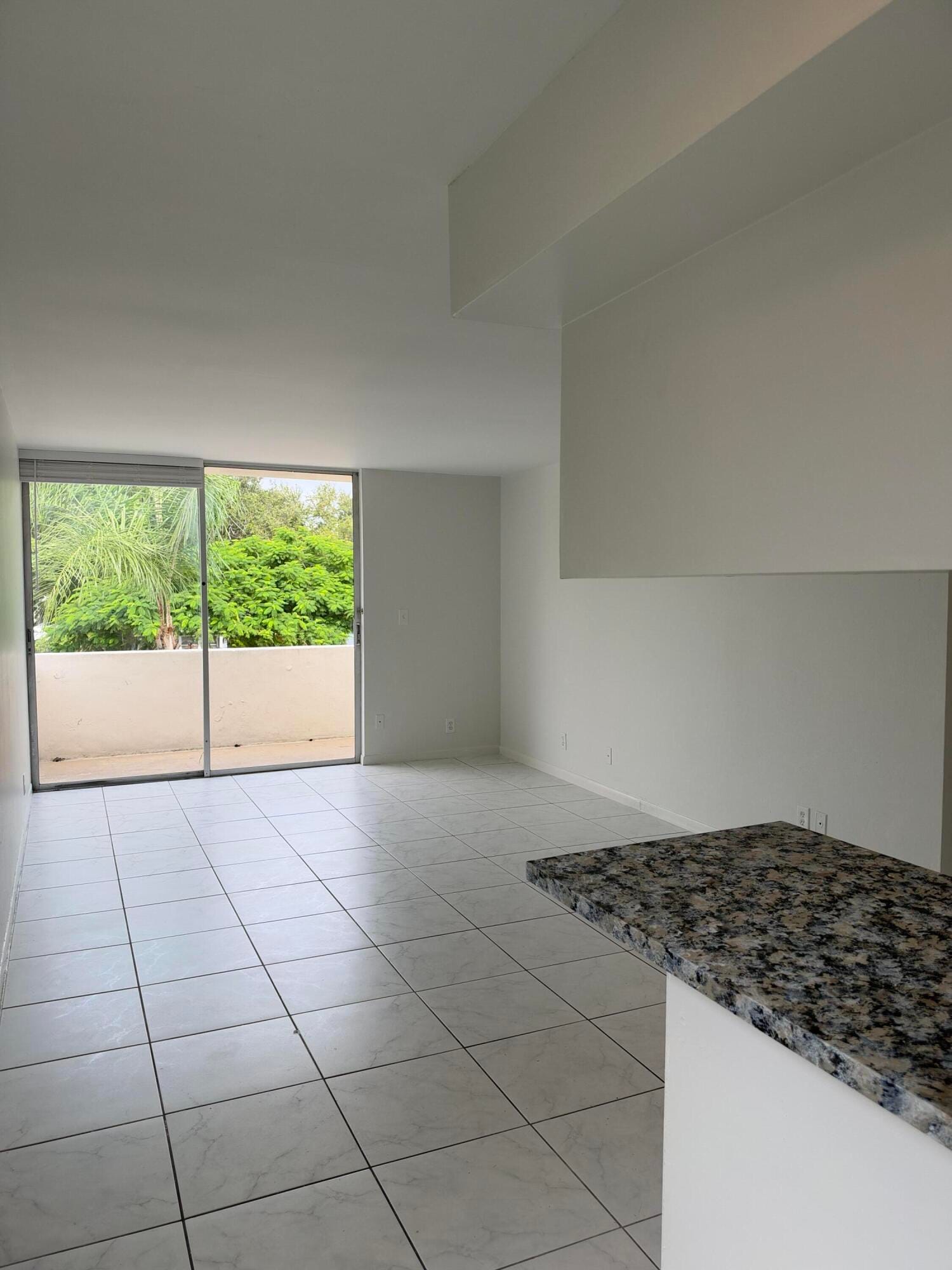 100 SE 21ST Street 1-8, Fort Lauderdale, FL 33316