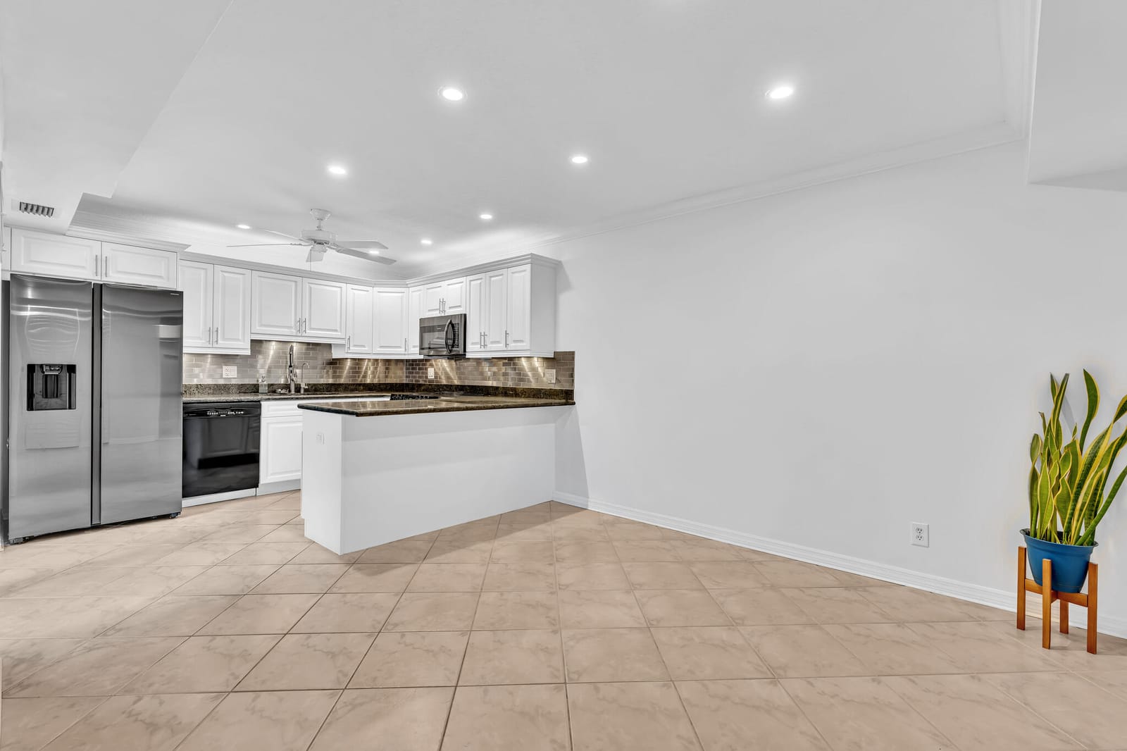 1010 NE 8TH Avenue 24D, Delray Beach, FL 33483 photo 12