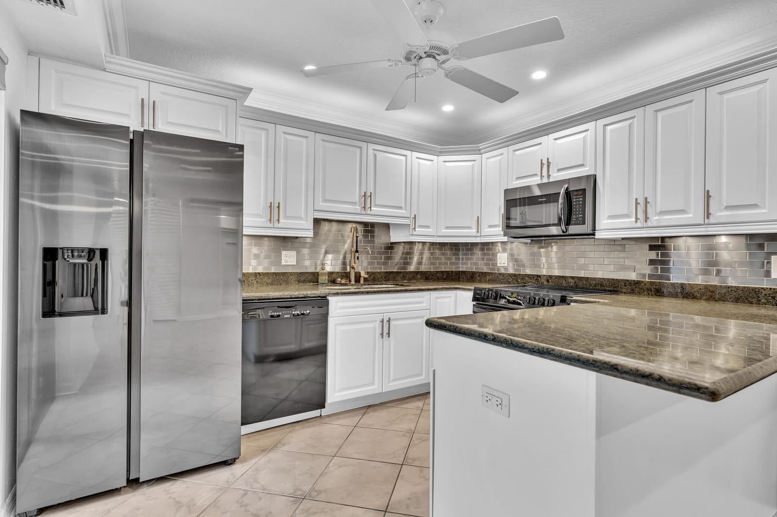 1010 NE 8TH Avenue 24D, Delray Beach, FL 33483 photo 14