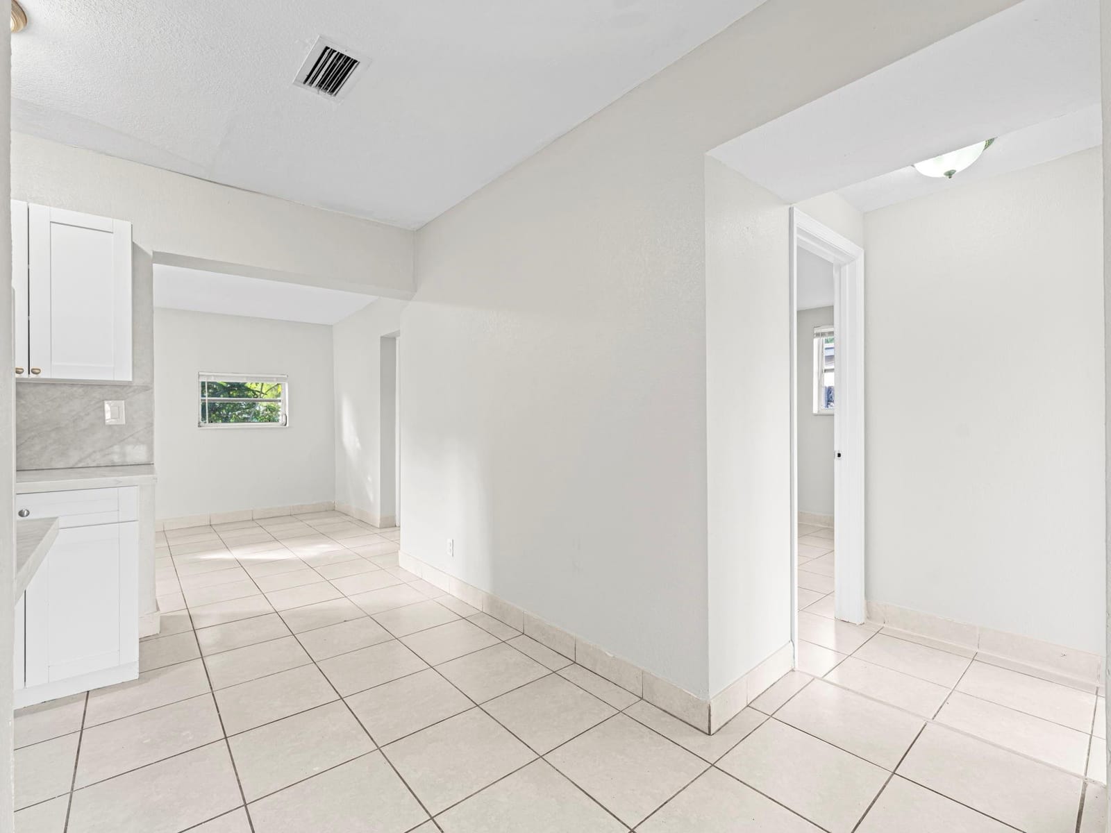 21200 NE 12TH Court, Miami, FL 33179 photo 17