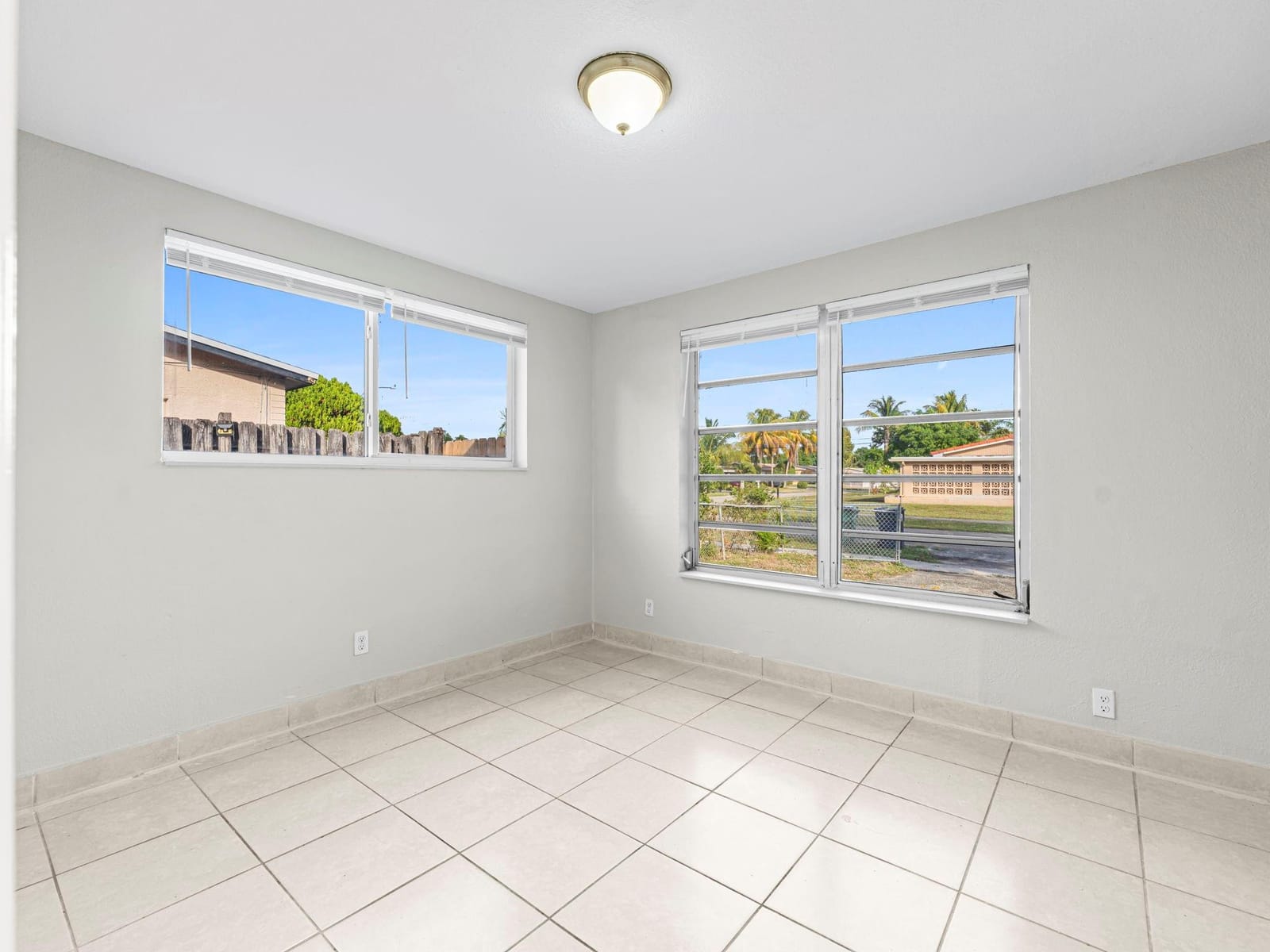 21200 NE 12TH Court, Miami, FL 33179 photo 18