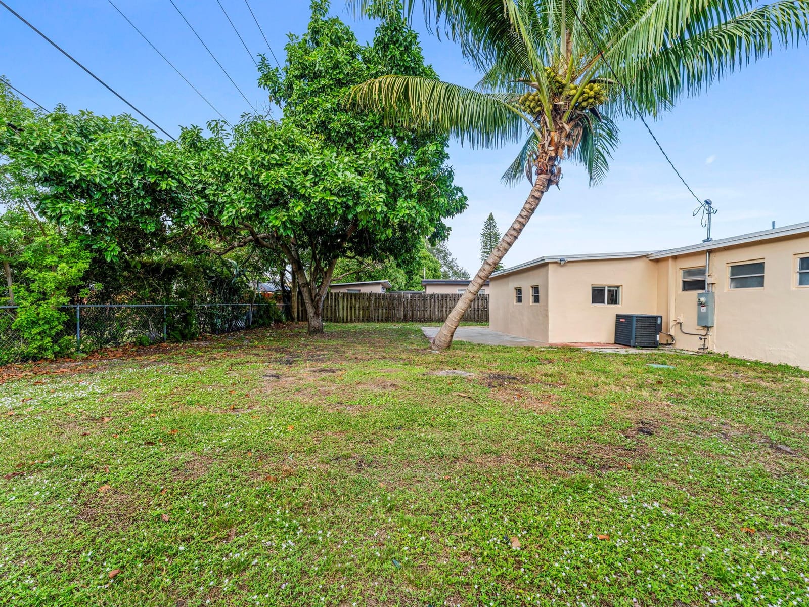 21200 NE 12TH Court, Miami, FL 33179 photo 29