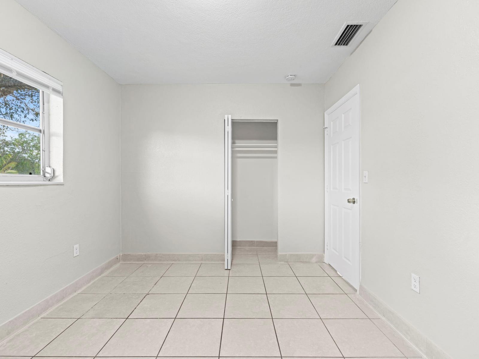 21200 NE 12TH Court — photo 7