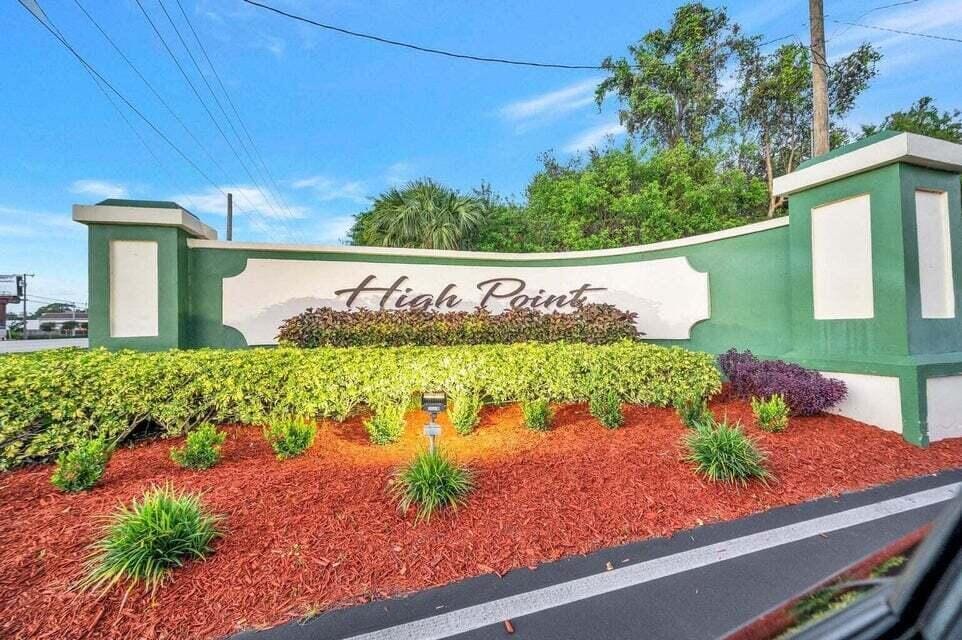 625 PINES KNOLL Drive B, Fort Pierce, FL 34982 photo 21