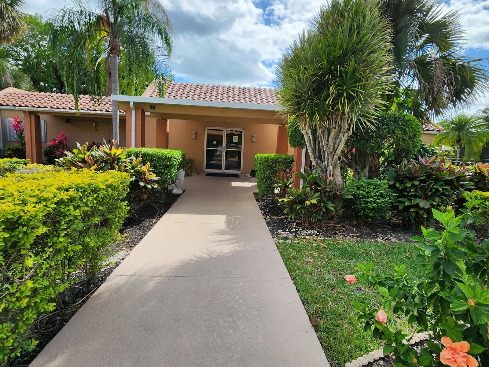 8842 W MCNAB Road 205, Tamarac, FL 33321 photo 16