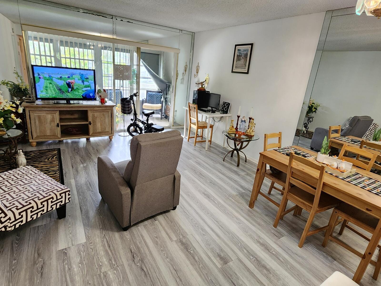 8842 W MCNAB Road 205, Tamarac, FL 33321 photo 8
