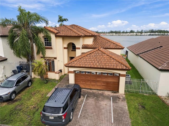 762 NW 123rd Court, Miami, FL 33182