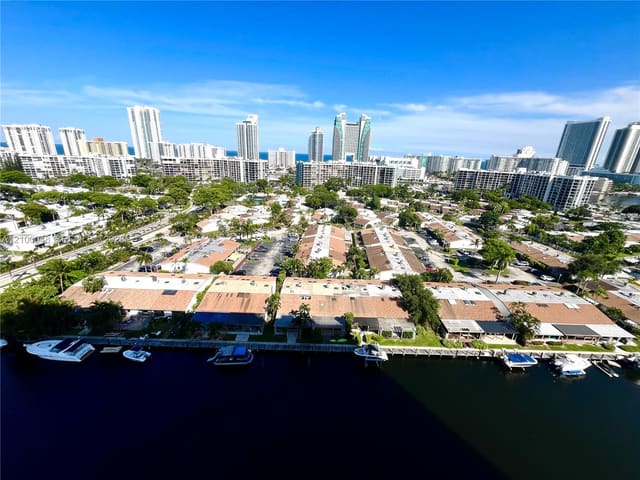 2500 Parkview Drive 1705, Hallandale Beach, FL 33009