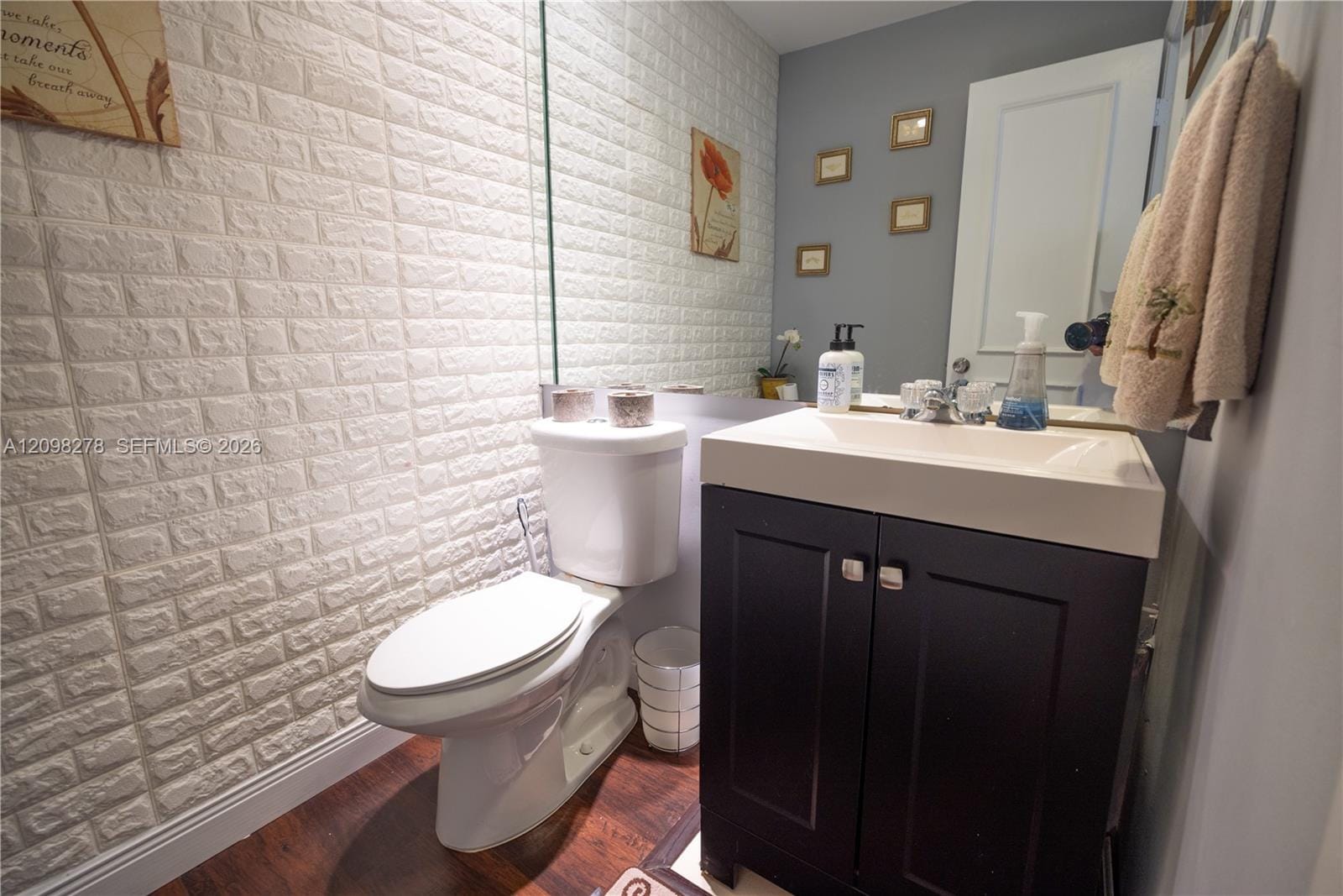 898 NW 47th Street — photo 11