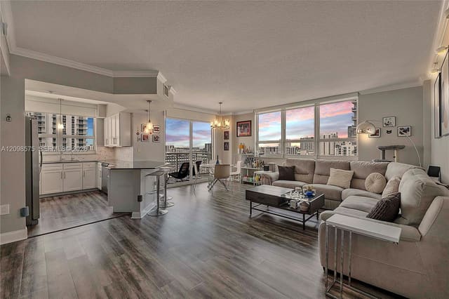 2000 N Bayshore Drive 1401, Miami, FL 33137
