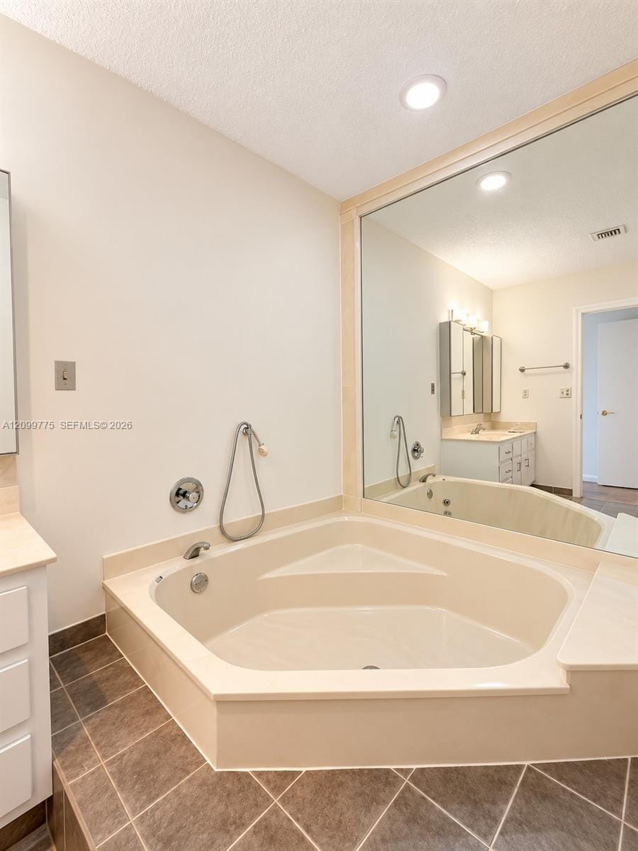 3746 Estepona Avenue 14S1, Doral, FL 33178 photo 27