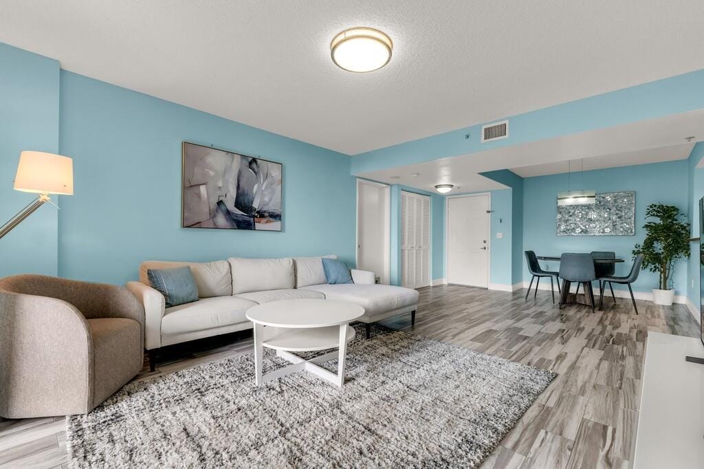 520 SE 5TH Avenue 2512 — photo 2