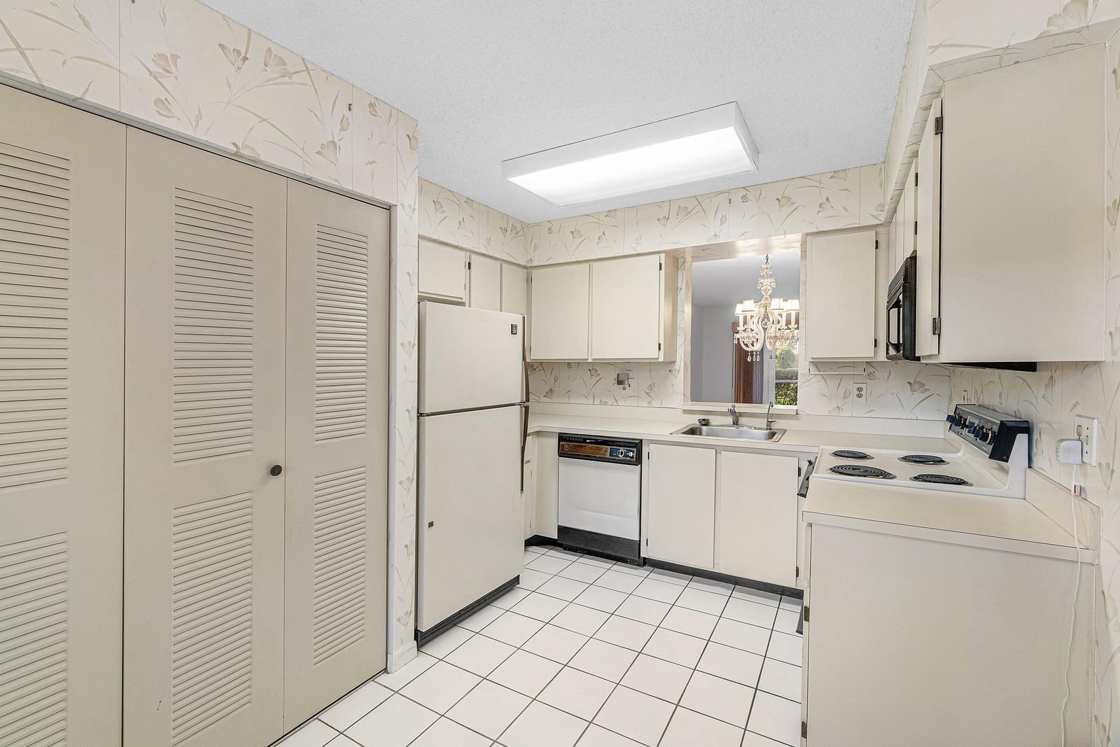 7286 Huntington Lane 108 — photo 9