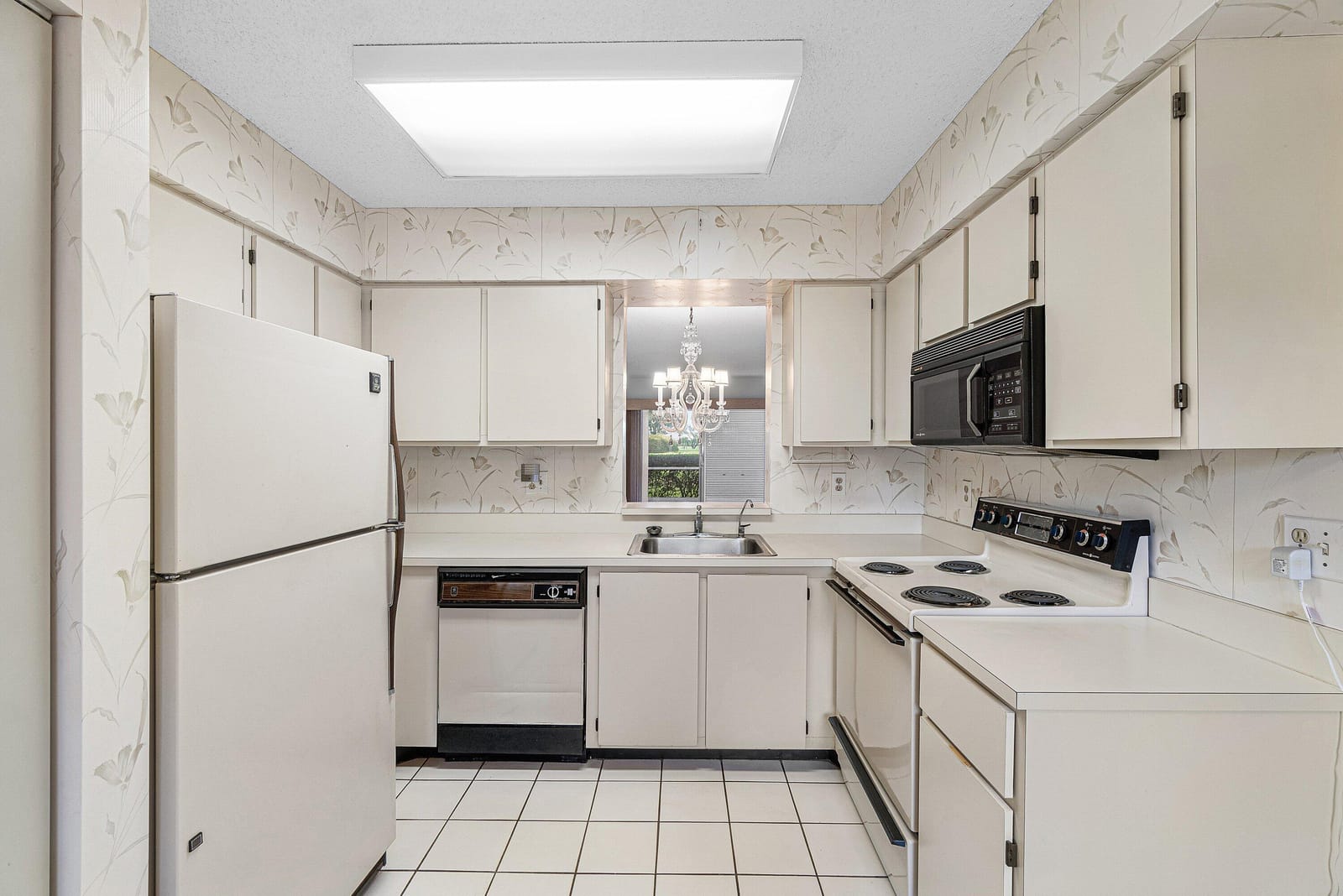 7286 Huntington Lane 108 — photo 10