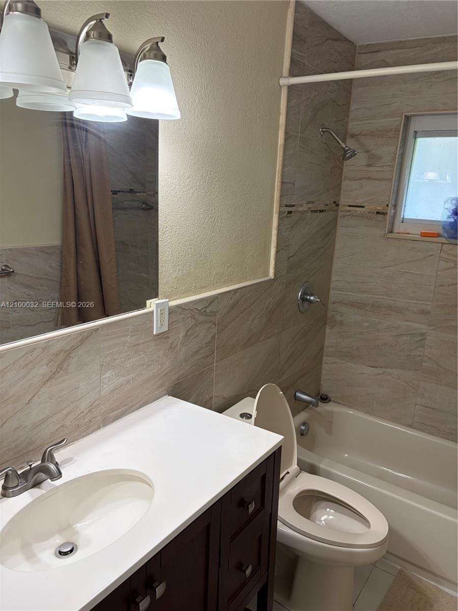 403 NW 186th Street, Miami Gardens, FL 33169 photo 8