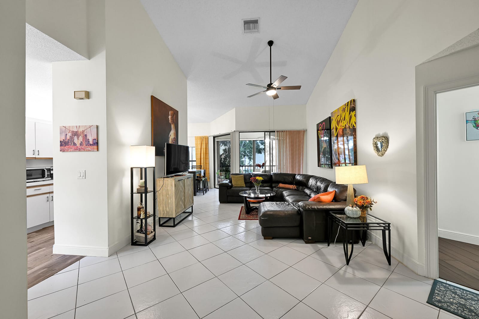 5390 VENETIA Court H — photo 6