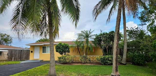 5650 NE 8th Avenue, Oakland Park, FL 33334