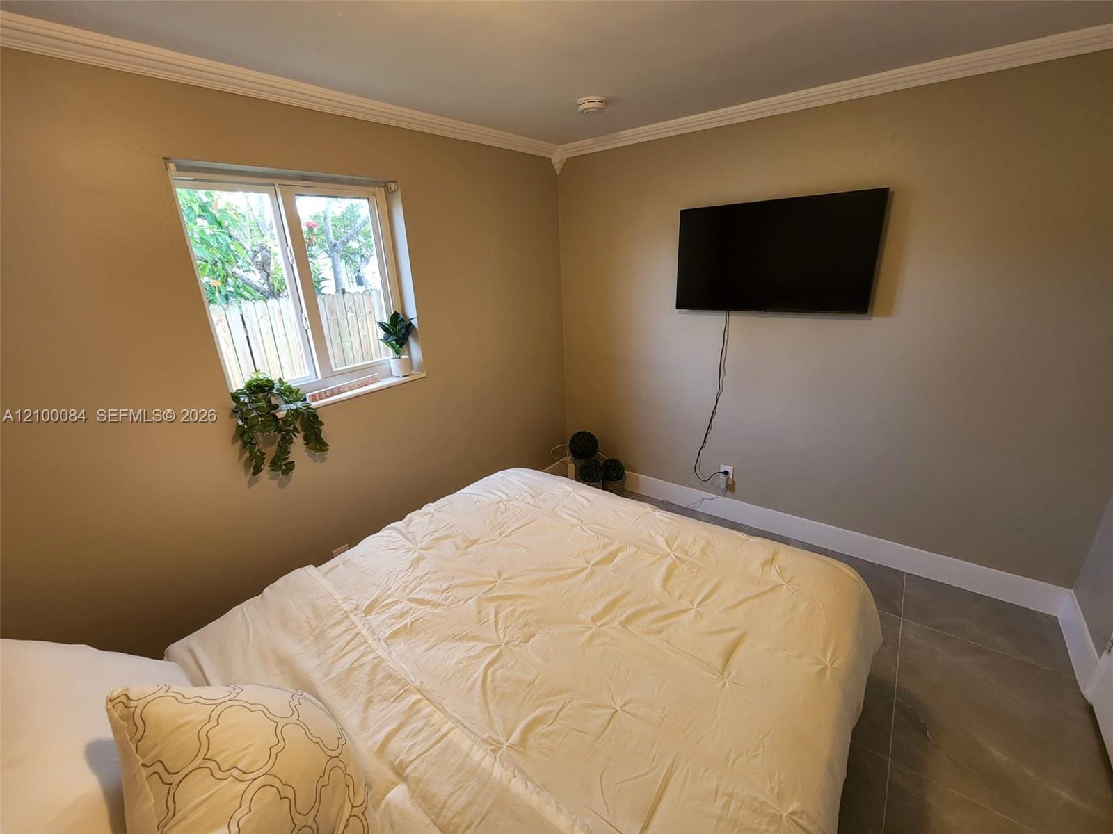5650 NE 8th Avenue, Oakland Park, FL 33334 photo 4