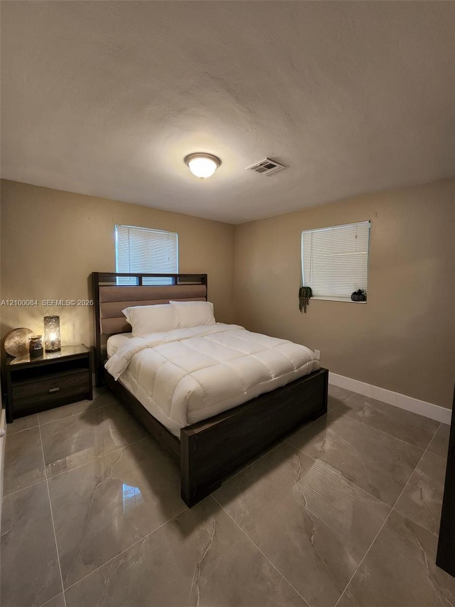 5650 NE 8th Avenue, Oakland Park, FL 33334 photo 6