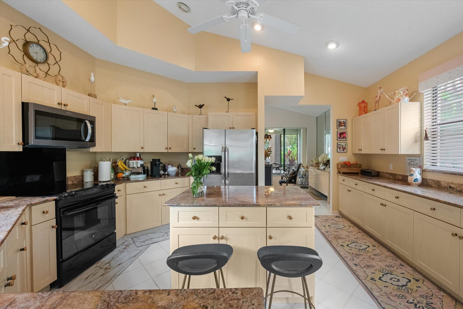 10080 Dover Carriage Lane — photo 8