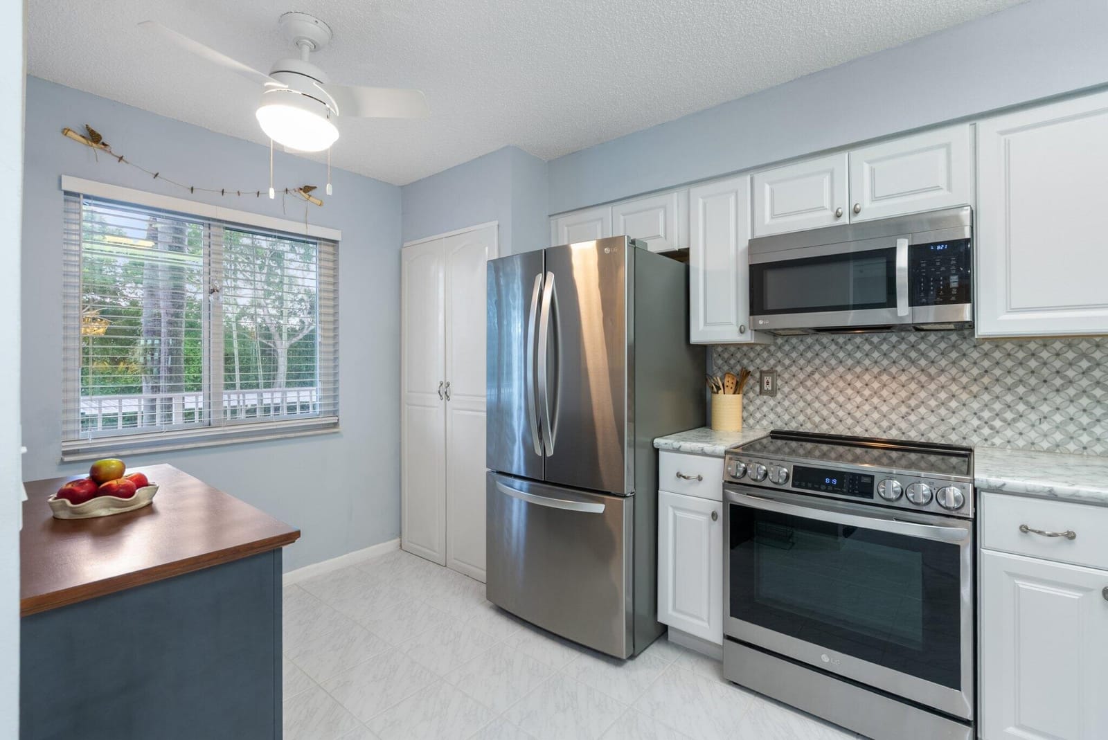 6096 HUNTWICK Terrace 206 — photo 3