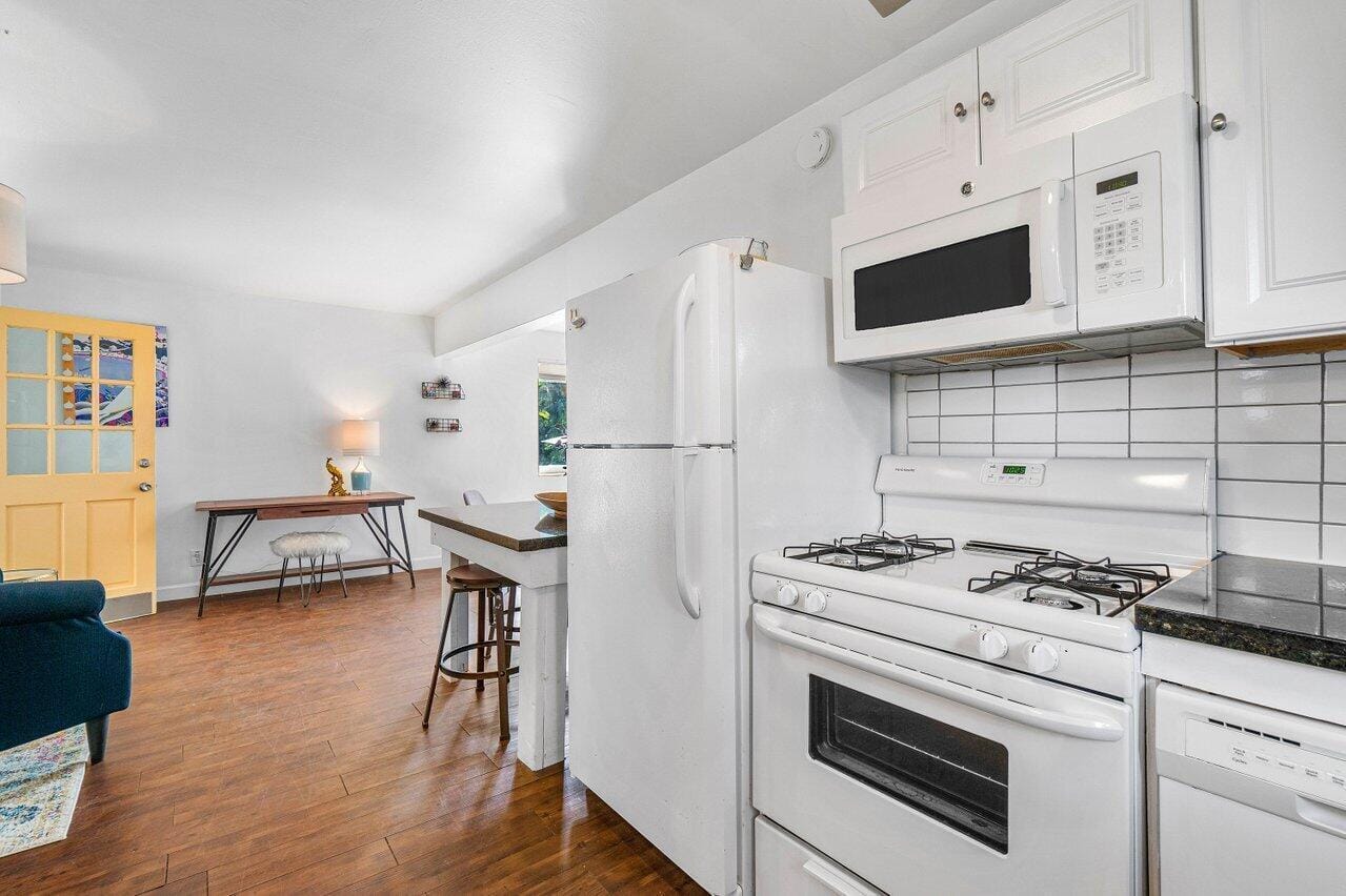 412 NE 7th Avenue A, Delray Beach, FL 33483 photo 3