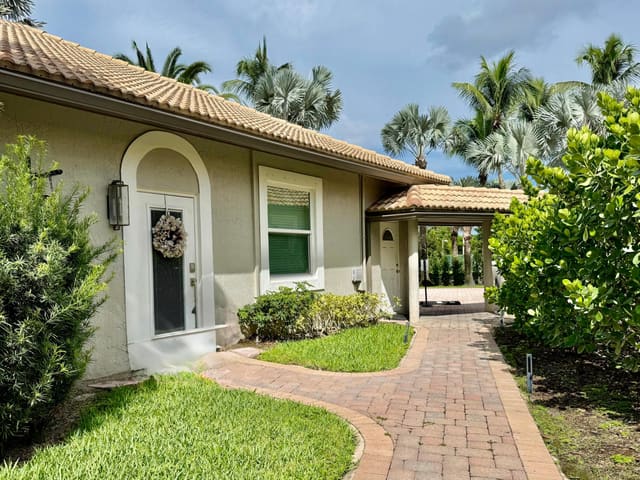 14636 STIRRUP Lane, Wellington, FL 33414