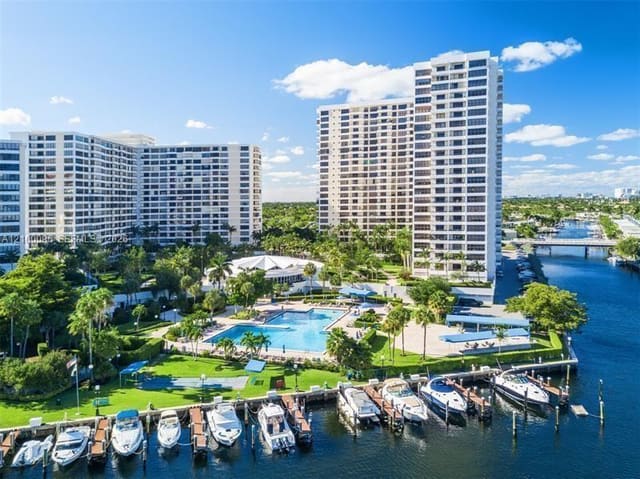 2500 Parkview Drive 1716, Hallandale Beach, FL 33009