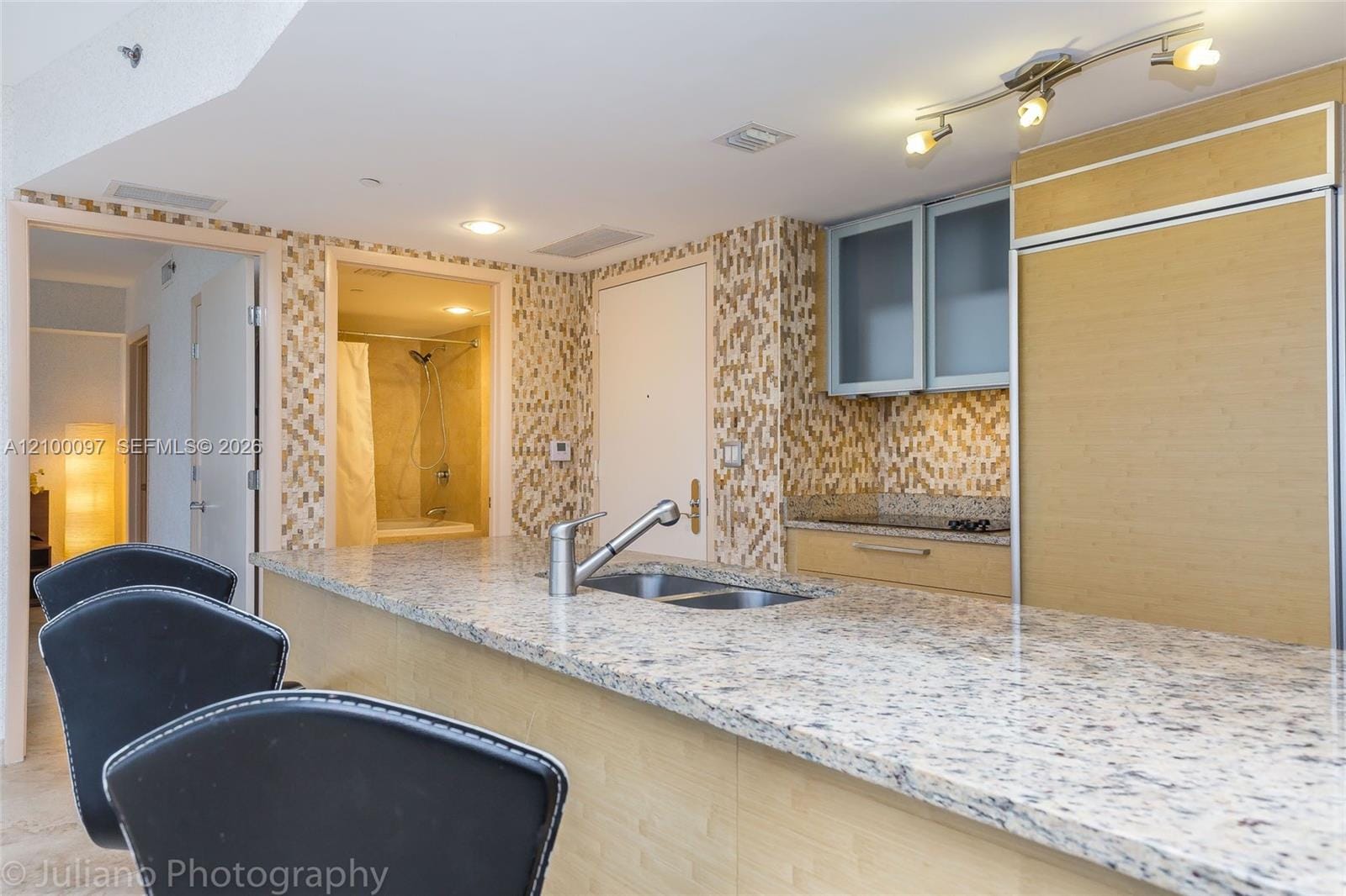 1830 S Ocean Drive 1107, Hallandale Beach, FL 33009 photo 2