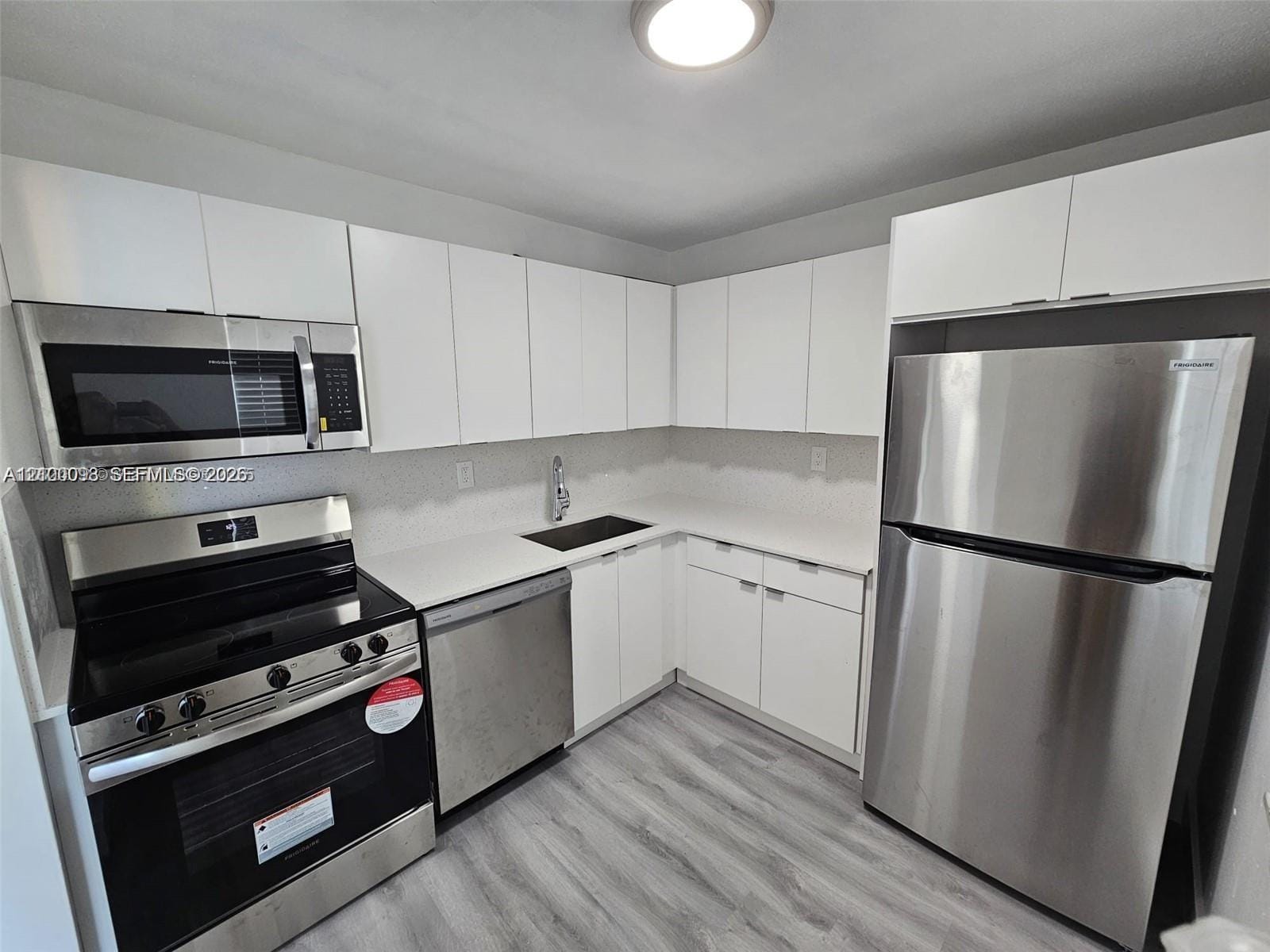 9440 Fontainebleau Boulevard 203, Miami, FL 33172 photo 13