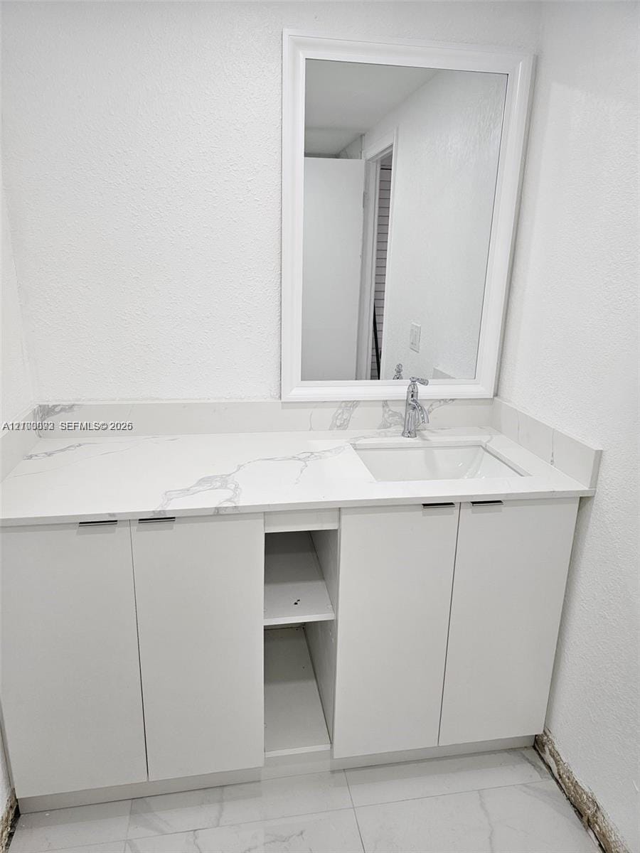 9440 Fontainebleau Boulevard 203, Miami, FL 33172 photo 14