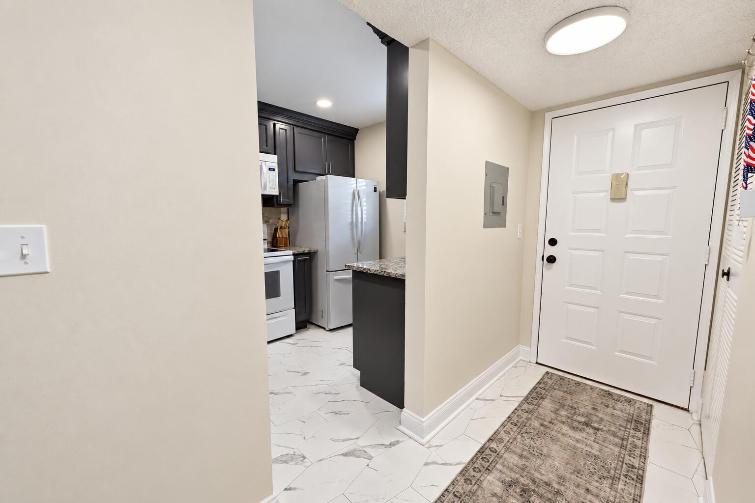 7094 Golf Colony Court 103 — photo 4
