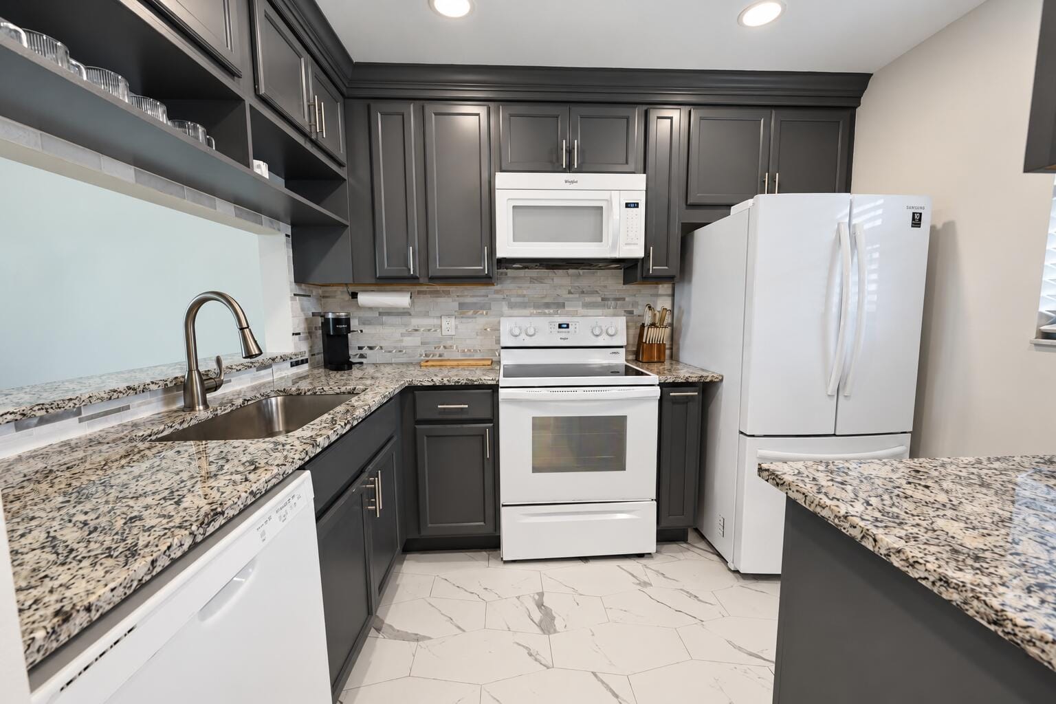 7094 Golf Colony Court 103 — photo 5