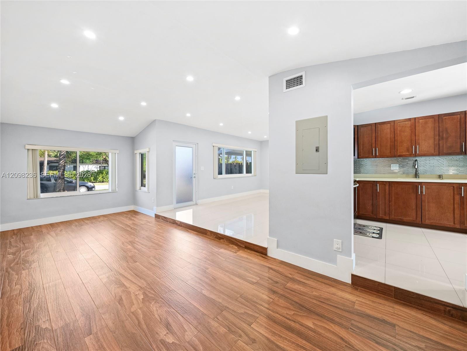 7930 SW 36th Terrace ., Miami, FL 33155 photo 5