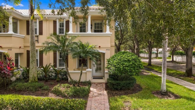 4102 Community Drive, Jupiter, FL 33458