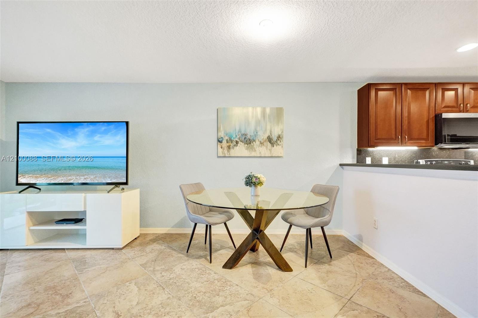 5929 Royal Way 5929 — photo 3