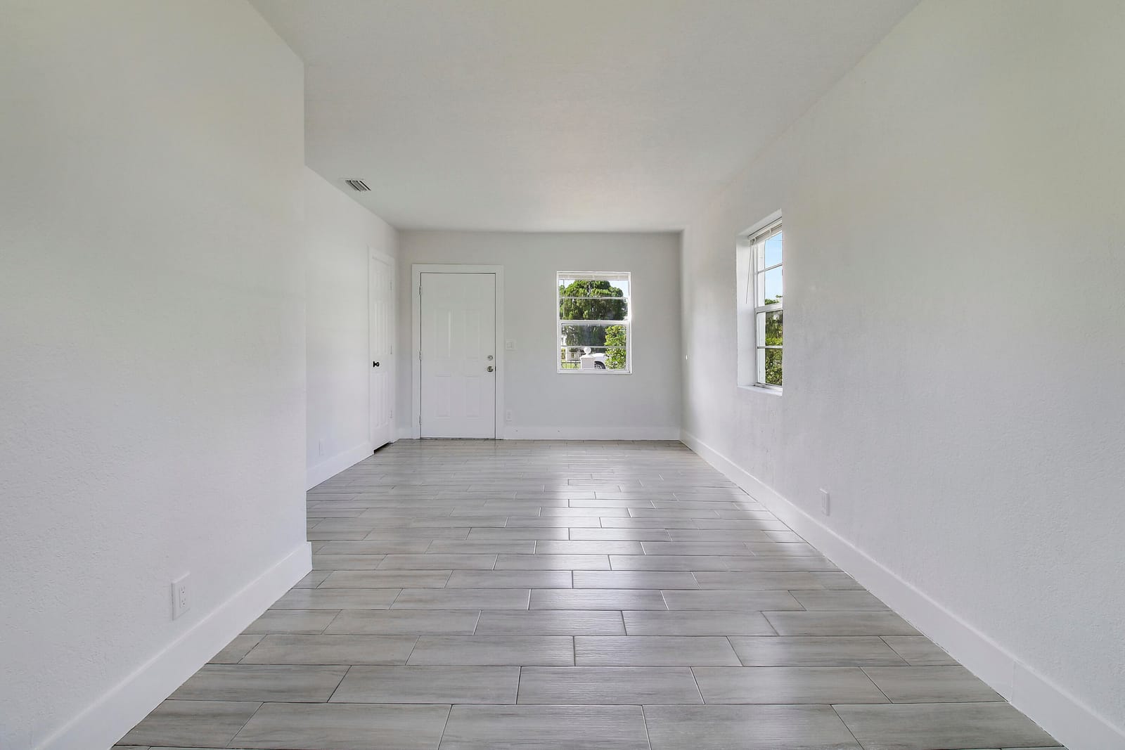 400 W 15TH Street, Riviera Beach, FL 33404 photo 13