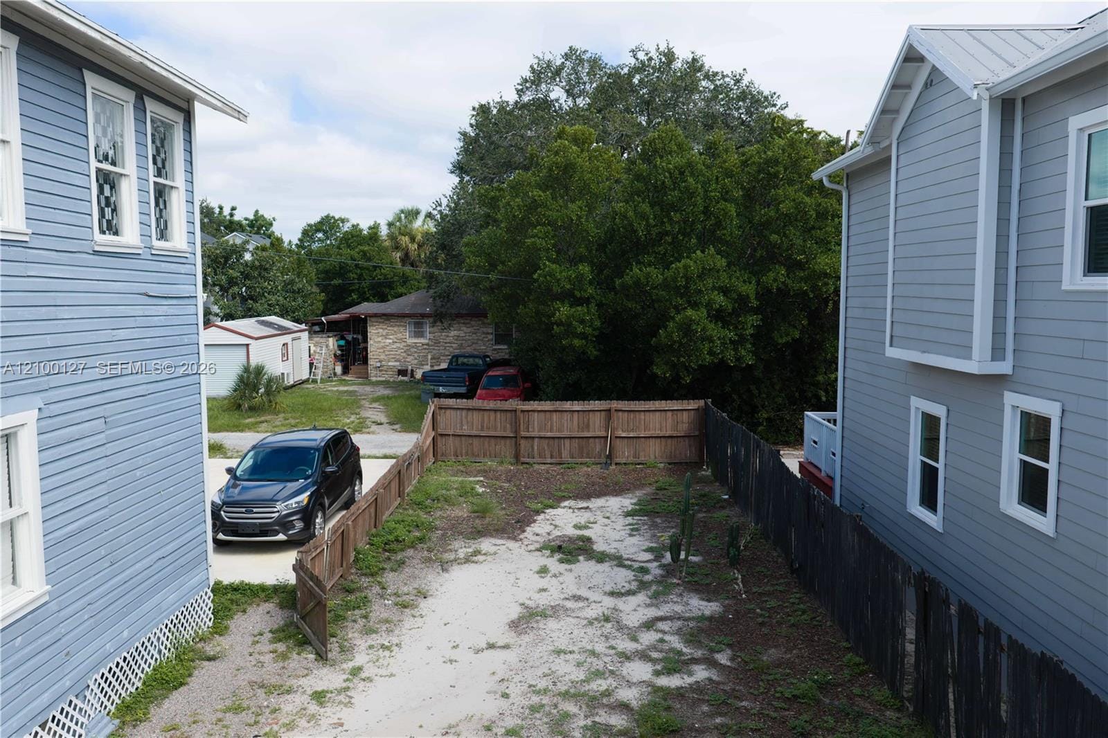 1912 E Columbus Drive, Tampa, FL 33605 photo 2