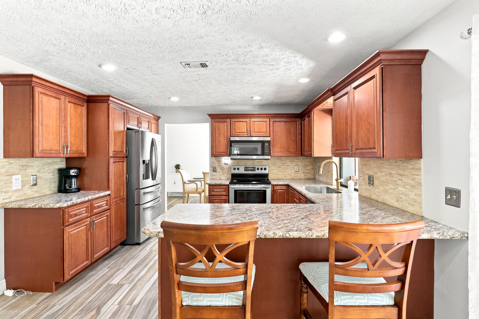 2526 SE VICTORY Avenue, Port St. Lucie, FL 34952 photo 4