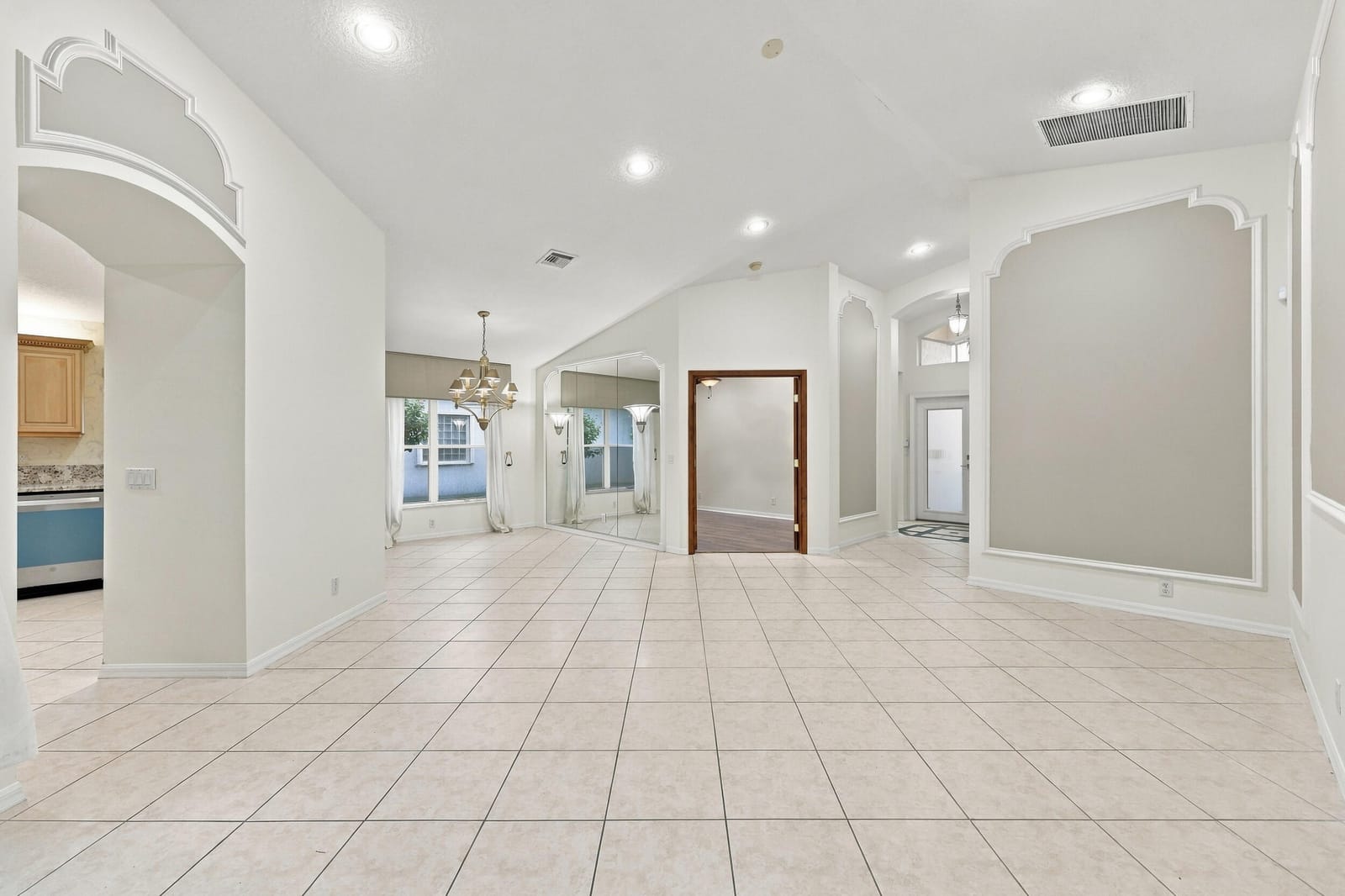 9576 Taormina Street — photo 11
