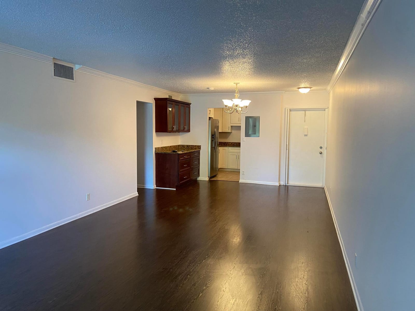 300 Waterway Drive S 105 — photo 3