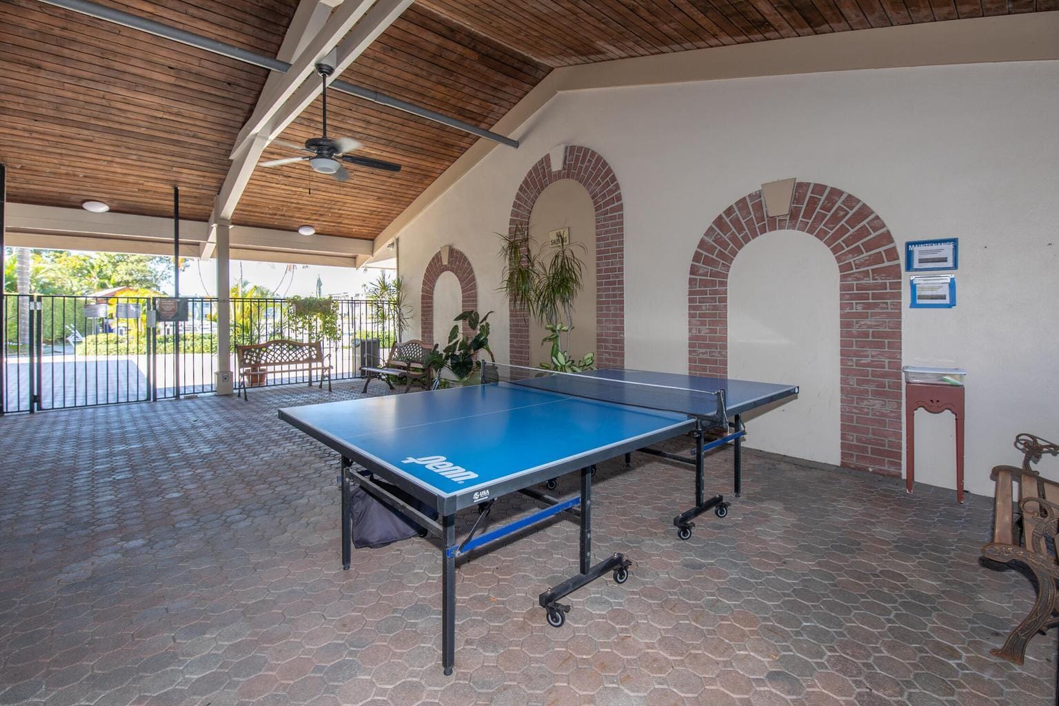 2615 GARDEN Drive N 305, Lake Worth, FL 33461 photo 14