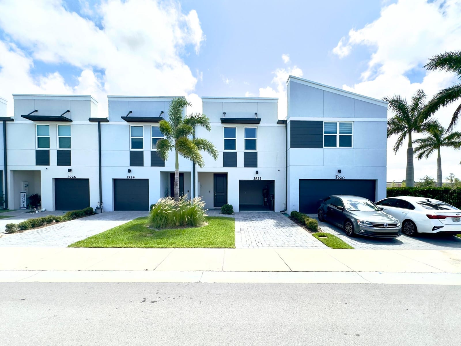 3922 SE CALADIUM Court, Stuart, FL 34997 photo 4