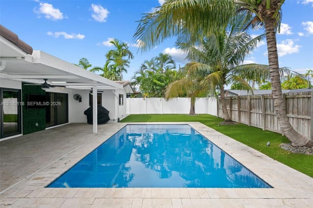 2091 NE 55th Street, Fort Lauderdale, FL 33308