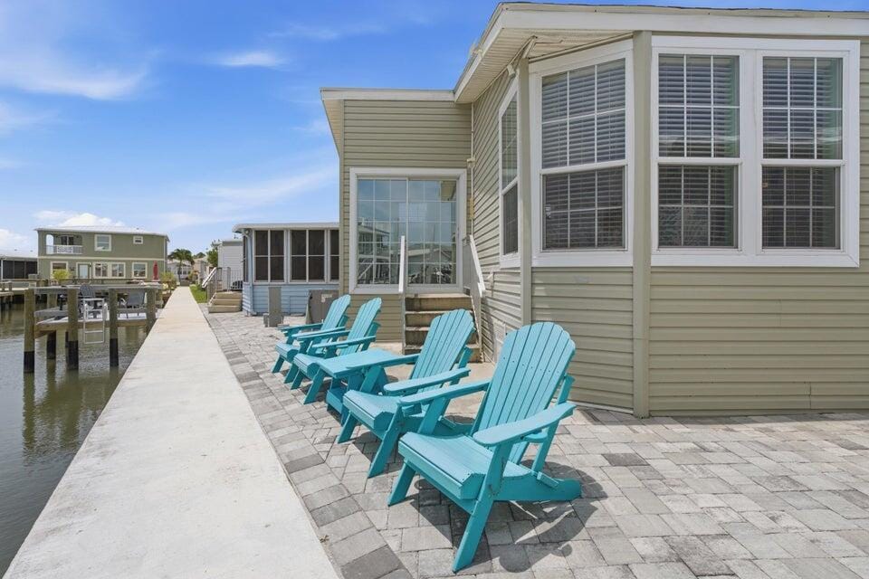 2 bedroom home for sale at 166 NETTLES, Jensen Beach, FL 34957 — $2,800