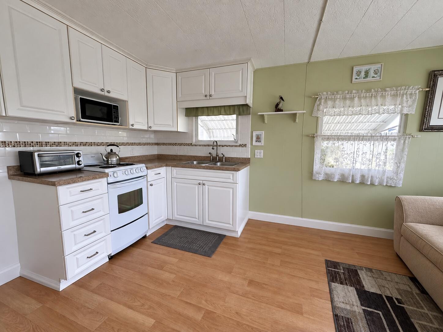 15 HIBISCUS Drive H, Briny Breezes, FL 33435 photo 10