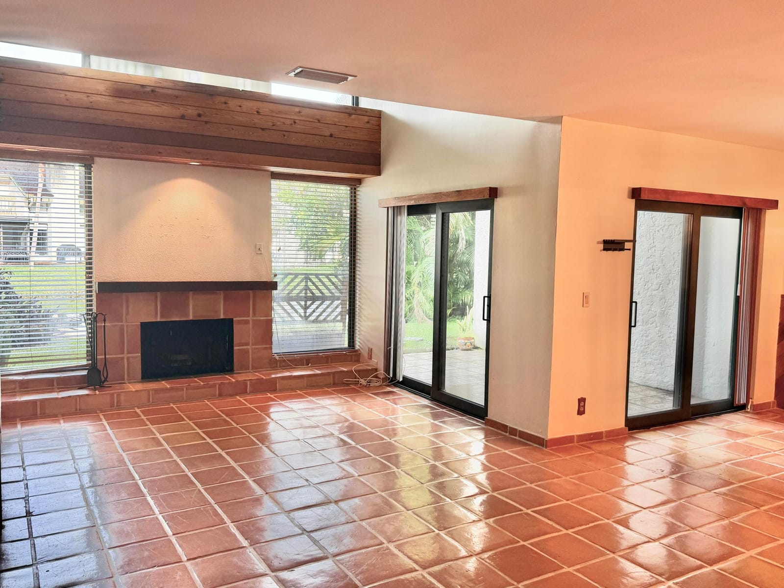 6069 GLENDALE Drive, Boca Raton, FL 33433 photo 8